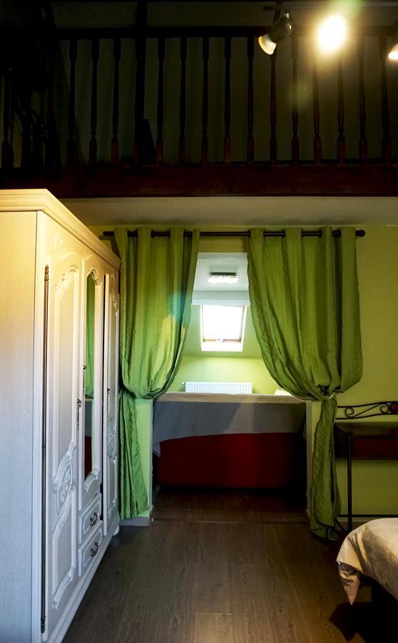 Apartments Marco Polo Midi Brussel Bagian luar foto